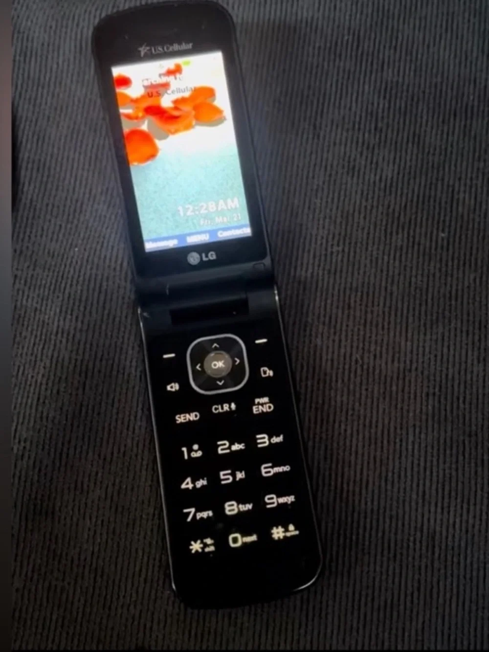 LG UN530 Wine III U.S Cellular Flip Phone WORKS W/ Original Box vintage